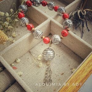 Silver Texture Bracelet – 1‑Inch Focal, Long Chain Tassel, 8 mm Red Turquoise &